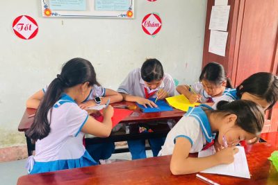 BÀI HỌC STEM HỘP ĐỰNG BÚT ĐA NĂNG