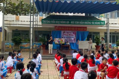 SINH HOẠT DƯỚI CỜ VỚI CHỦ ĐỀ: “CHÀO MỪNG NGÀY NHÀ GIÁO VIỆT NAM 20/11”